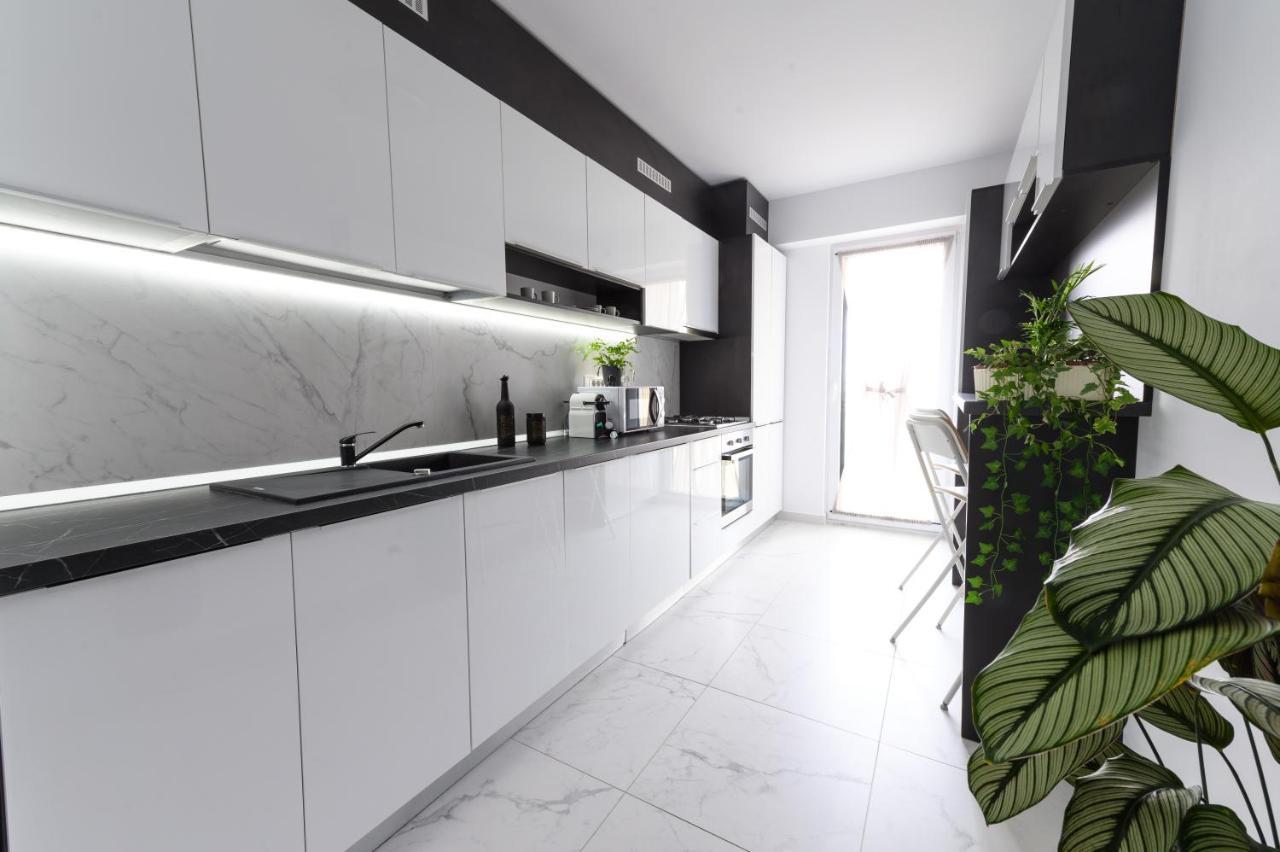 North Artistique - Aviatiei Appartement Boekarest Buitenkant foto