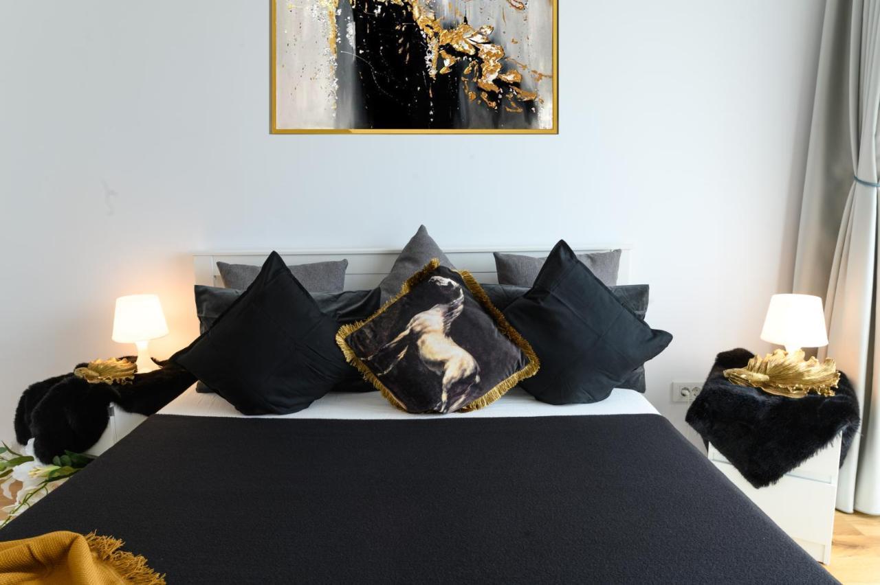 North Artistique - Aviatiei Appartement Boekarest Buitenkant foto