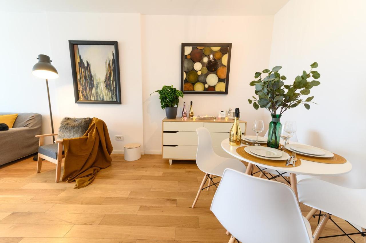 North Artistique - Aviatiei Appartement Boekarest Buitenkant foto