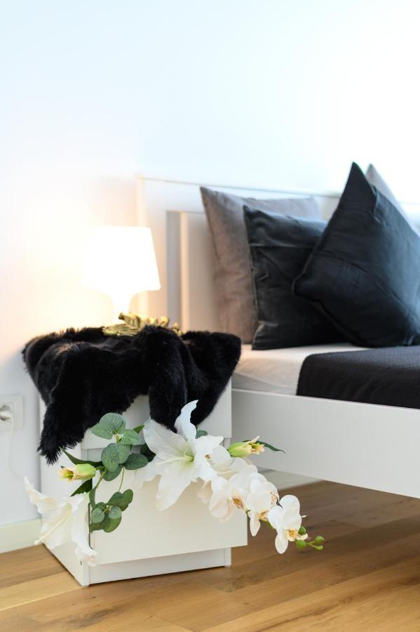 North Artistique - Aviatiei Appartement Boekarest Buitenkant foto