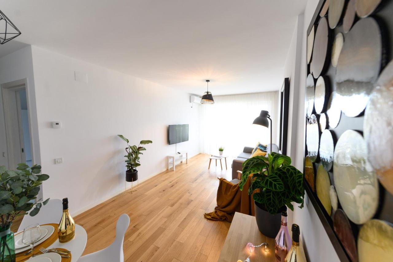 North Artistique - Aviatiei Appartement Boekarest Buitenkant foto